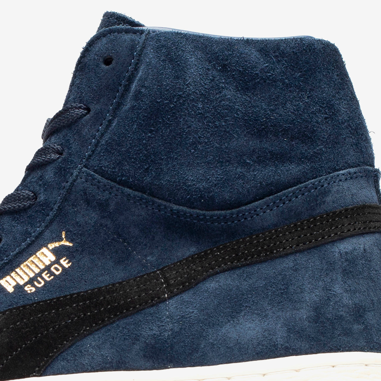 Suede Classic Mid x Noah